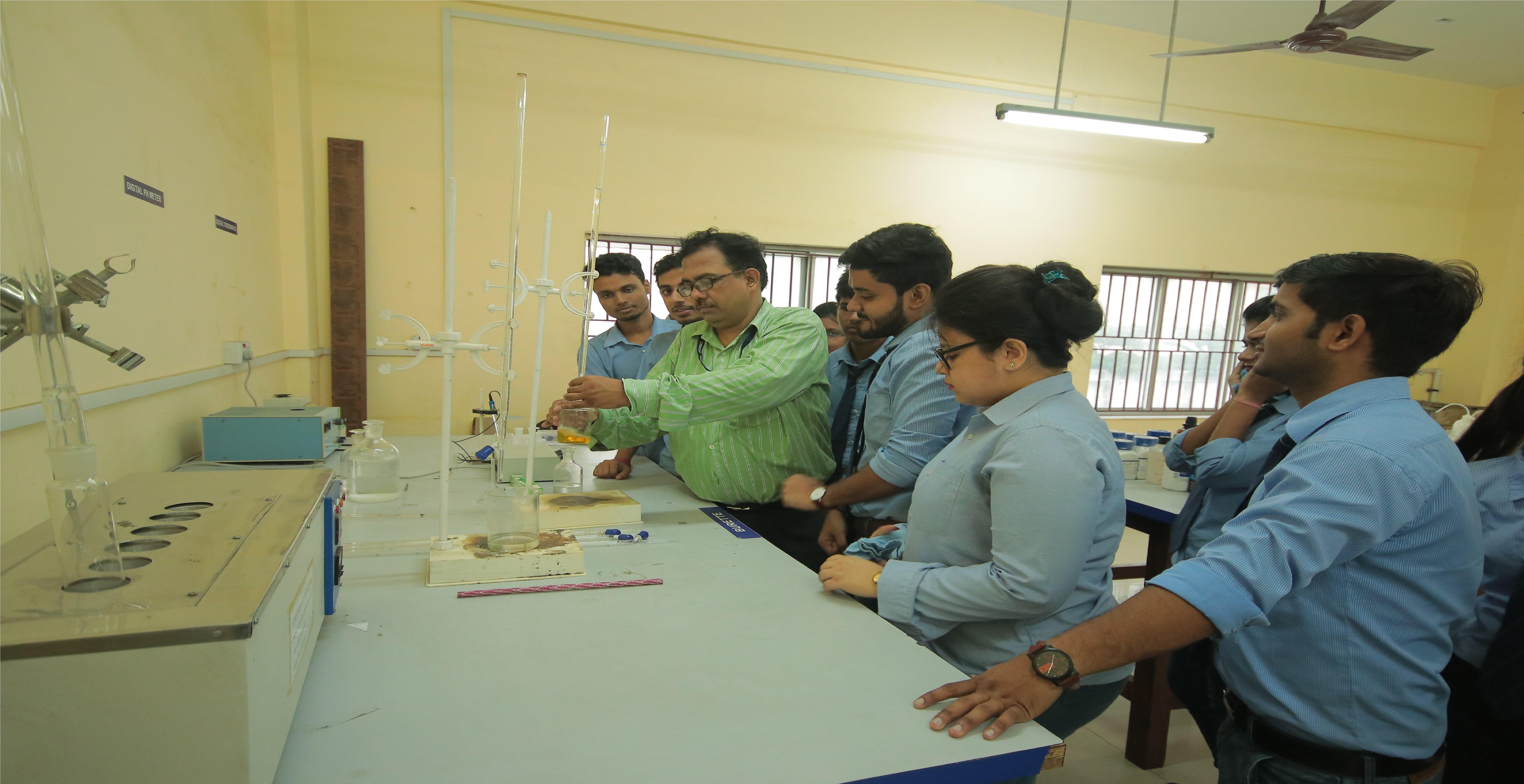 Ambekeshwar Group of Institutions Lucknow College Campus photo 8